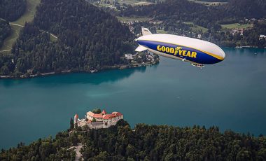 Zračni velikan Goodyear Blimp osvojil slovenska srca